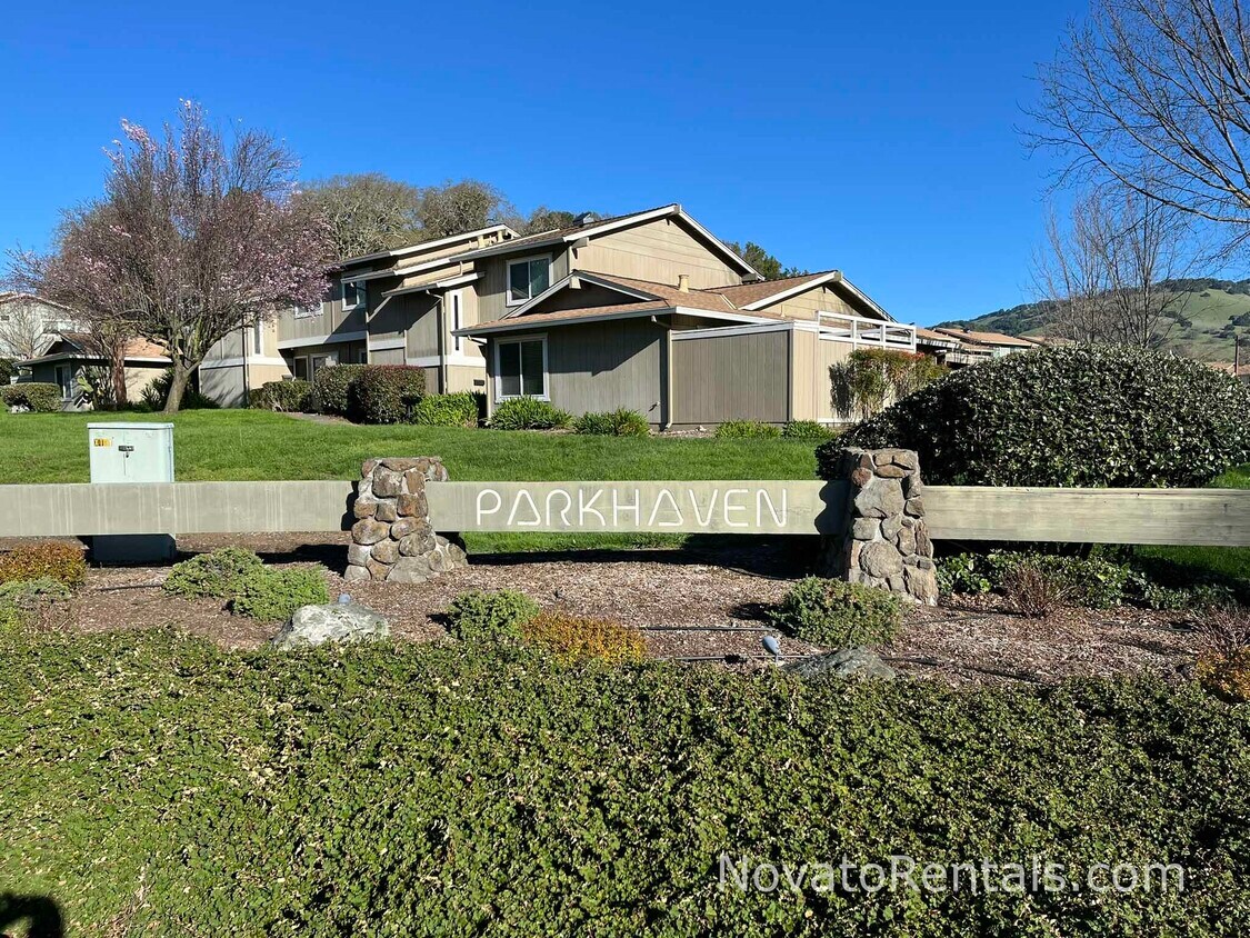 Primary Photo - 116B Oliva Ct