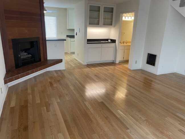 Building Photo - 1423 18th St