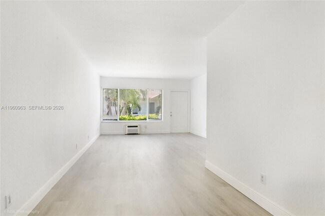 Foto del edificio - 1050 98th St