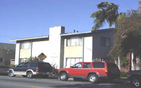 Foto del edificio - 1066 Obispo Ave