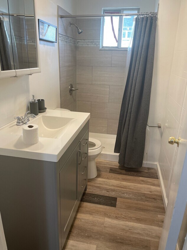 3915 Liberty Ave Unit 1, Pittsburgh, PA 15224 Apartments 3915 Liberty