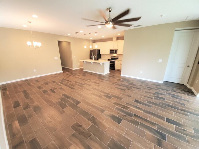 Foto del edificio - 257 Summershore Dr