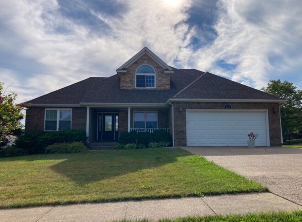 Primary Photo - 103 McClendon Hills Ln