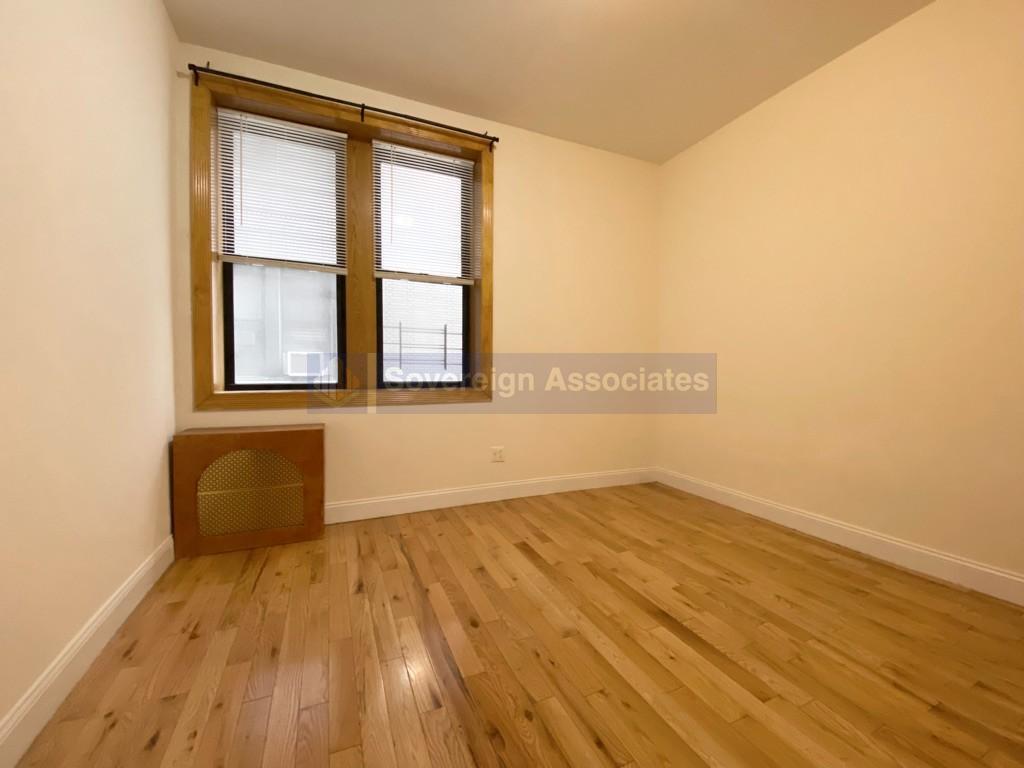 Foto del edificio - 280 Fort Washington Ave