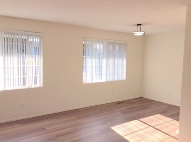 Foto del edificio - Renton - Lovely 3BDRM/1 BATH Rambler - Ava...