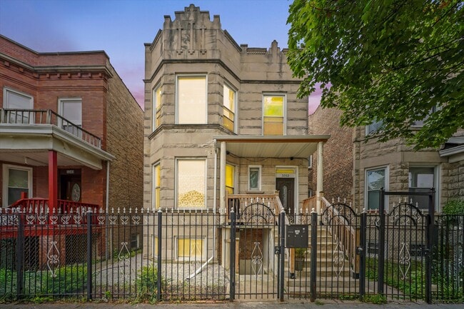 Foto del edificio - 3353 W Evergreen Ave