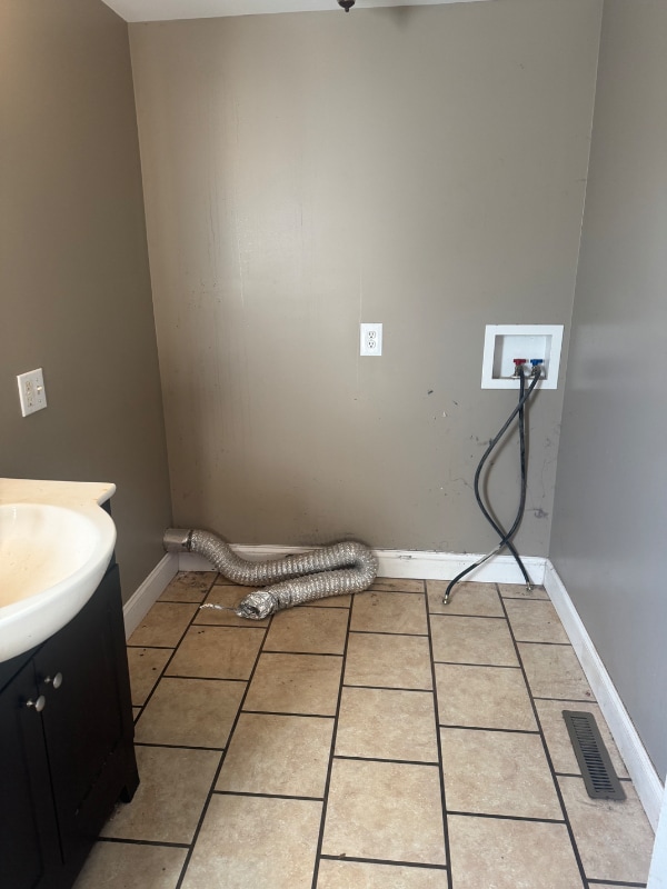 Building Photo - 204 Dameron St