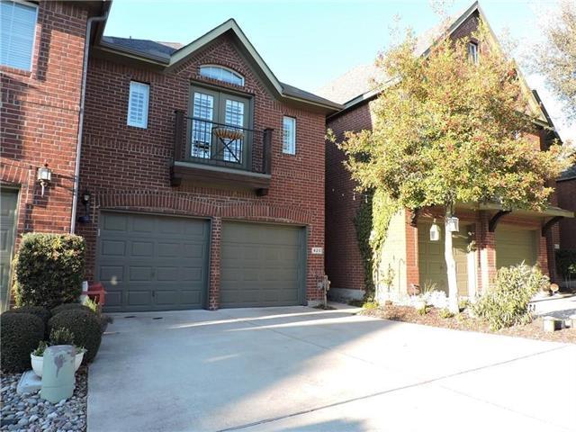 Primary Photo - 420 Gershwin Way
