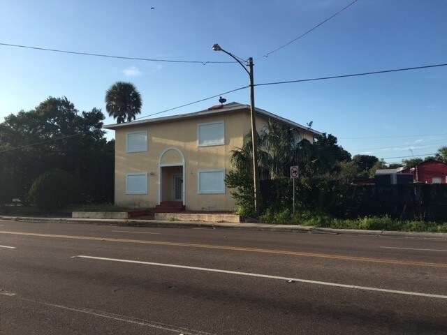Building Photo - 1619 9th Ave N