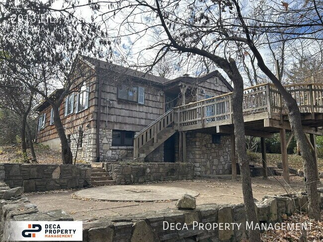 Foto del edificio - 2013 Lily Ave