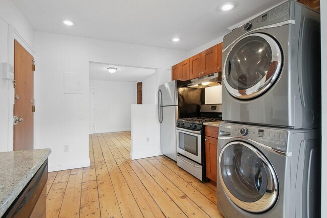 Foto del edificio - 224 8th St