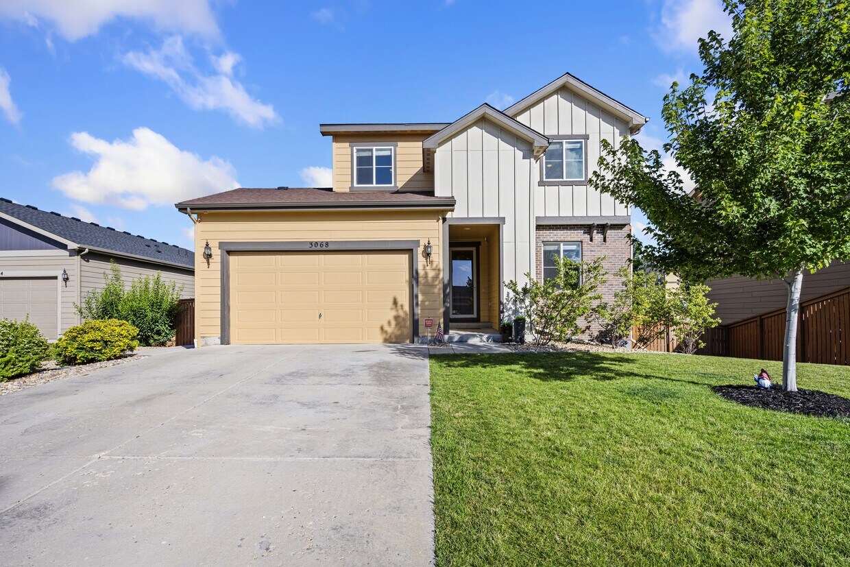 Primary Photo - 3068 Aries Dr