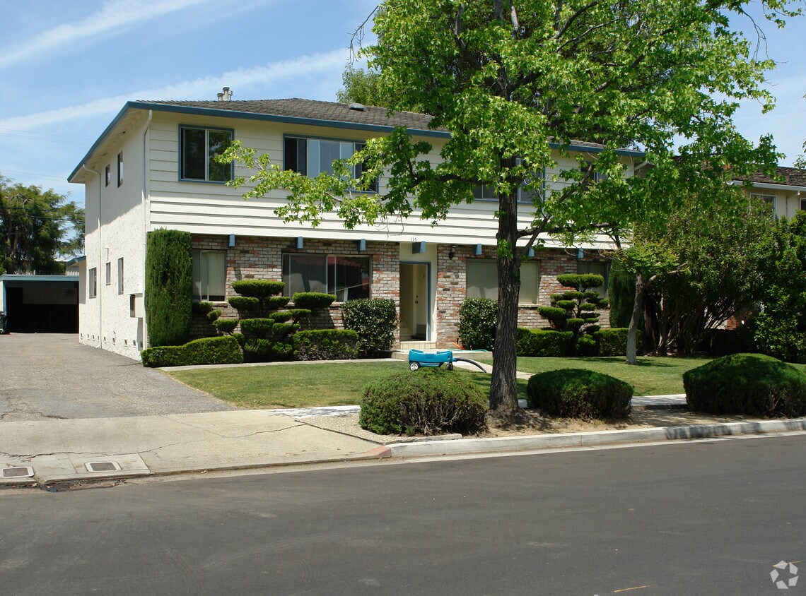 115 Carlton Apartments in Los Gatos, CA