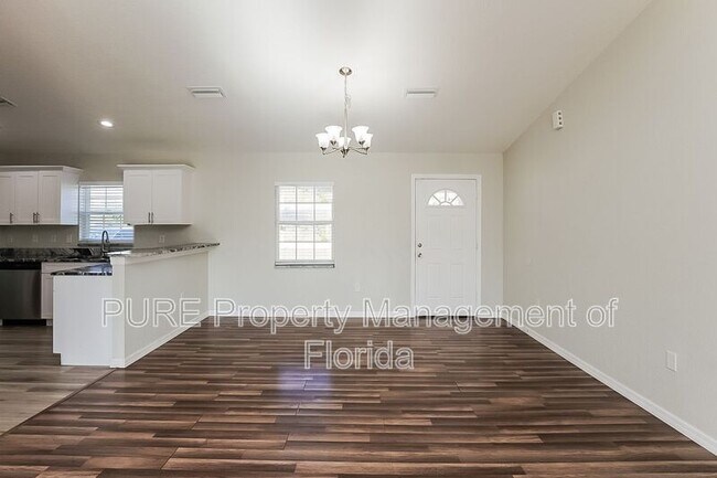 Foto del edificio - 21 Cypress Loop