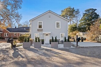 Building Photo - 512 6th St