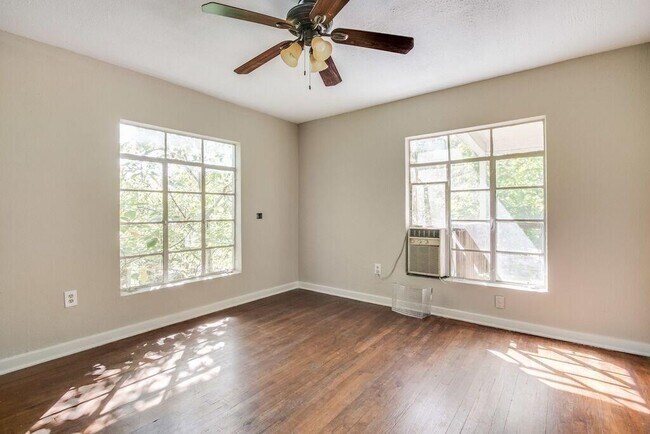 Foto del edificio - 1408 Kirkwood Rd