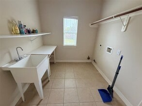 Building Photo - 2403 Galleon Point Ct