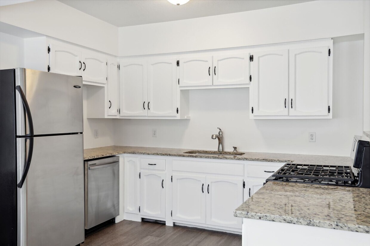 Foto principal - 2755 Pierce St NE