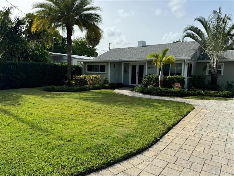 Foto principal - 1509 NE 35th St