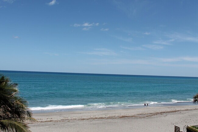 Foto del edificio - 200 S Beach Rd