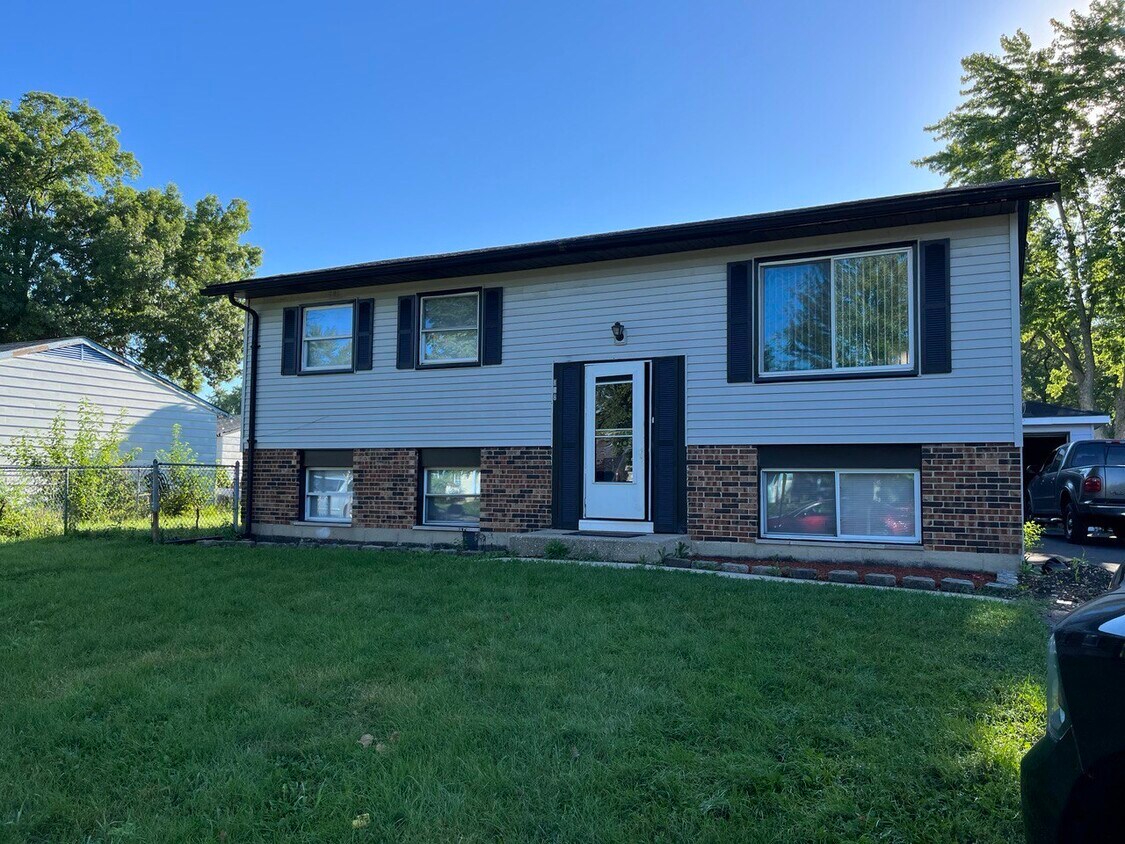 178 Valley Dr, Bolingbrook, IL 60440 House Rental in Bolingbrook, IL