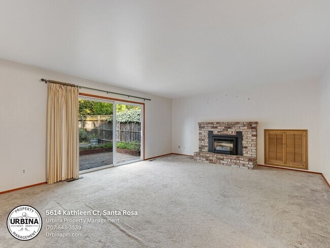 Foto del edificio - Your Dream Home Awaits: Lush Backyard and ...