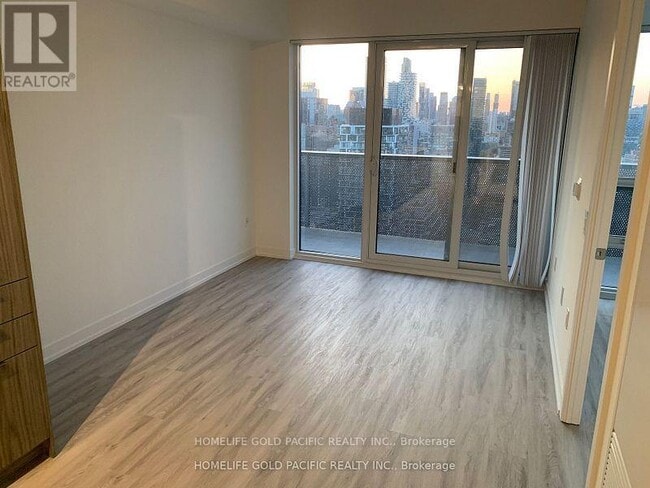 Photo du bâtiment - 55 Cooper St