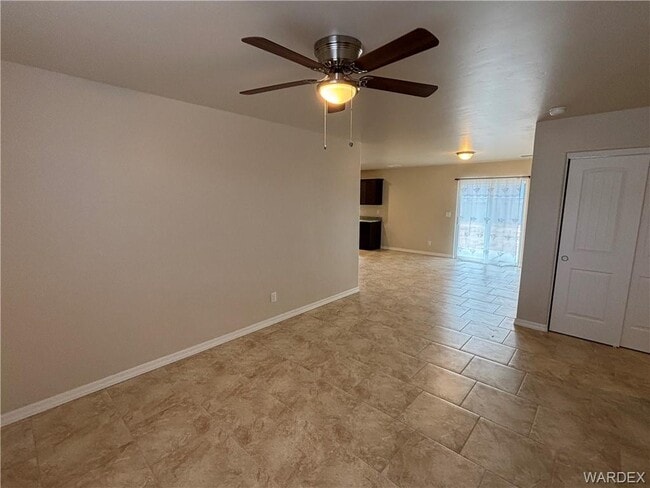 Foto del edificio - 3327 N Central St