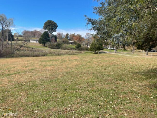 Building Photo - 3 br, 1 bath House - 10024 Hwy 58