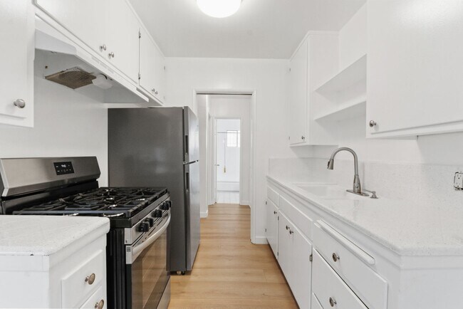 Building Photo - 1437 Brockton Ave, Prime West LA, north of...