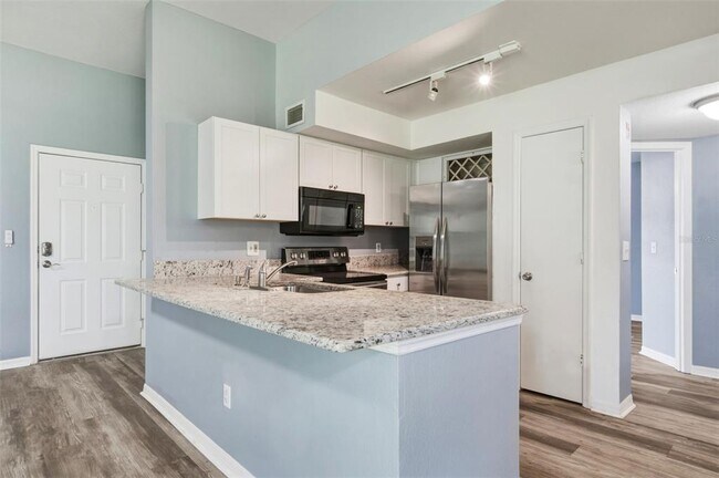 Building Photo - 7250 Westpointe Blvd