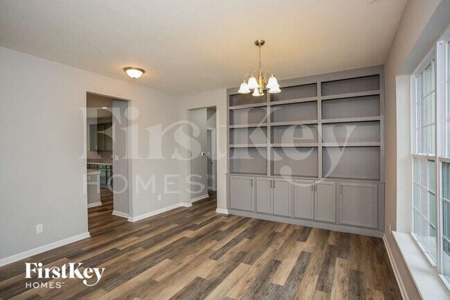 Foto del edificio - 4434 Hayward Way