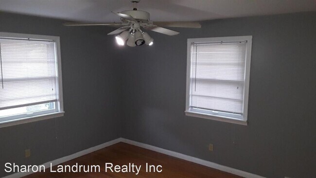 Building Photo - 3 br, 1 bath House - 3431 Heatherfield Drive
