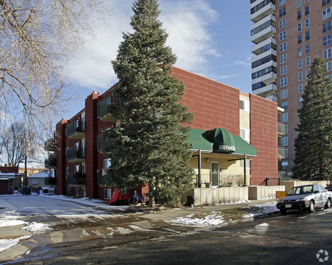Building Photo - 200 Pearl St