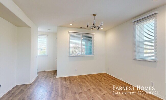 Building Photo - 14834 Nordhoff St