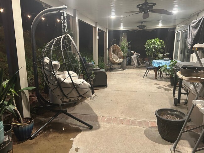 Building Photo - 3685 Canyon Terrace Dr
