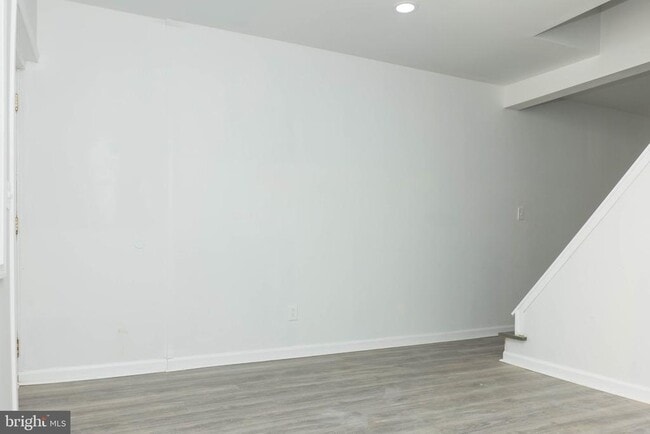 Building Photo - 2524 Webster St