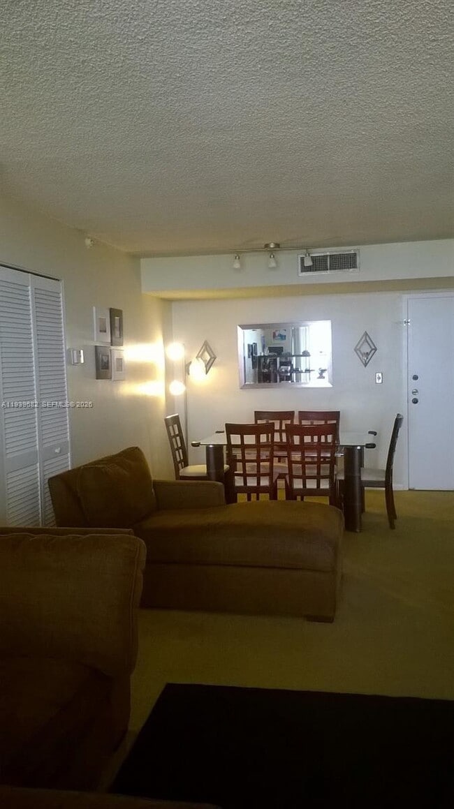 Foto del edificio - 290 174th St St