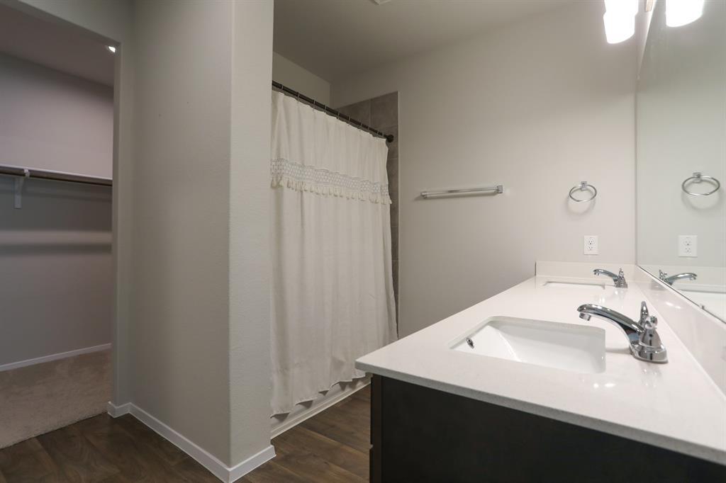 Foto principal - 373 Jade St