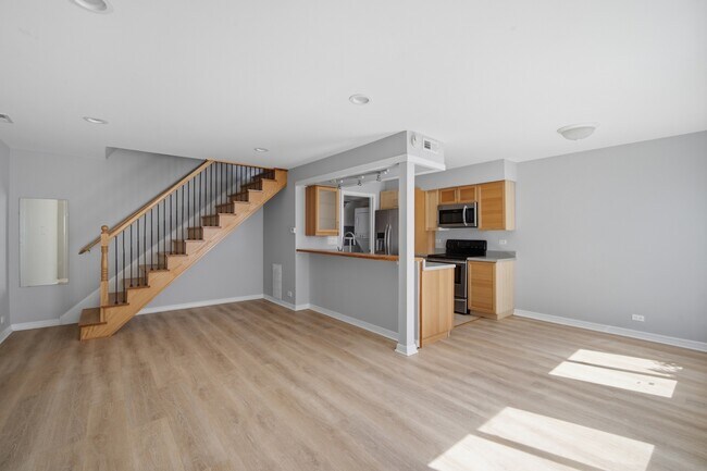 Foto del edificio - 1180 Cove Dr