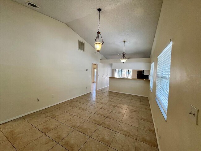 Foto del edificio - 945 Burlwood St