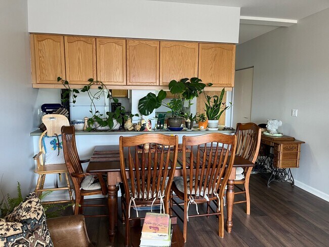 Foto del edificio - 1222 Chicago Ave