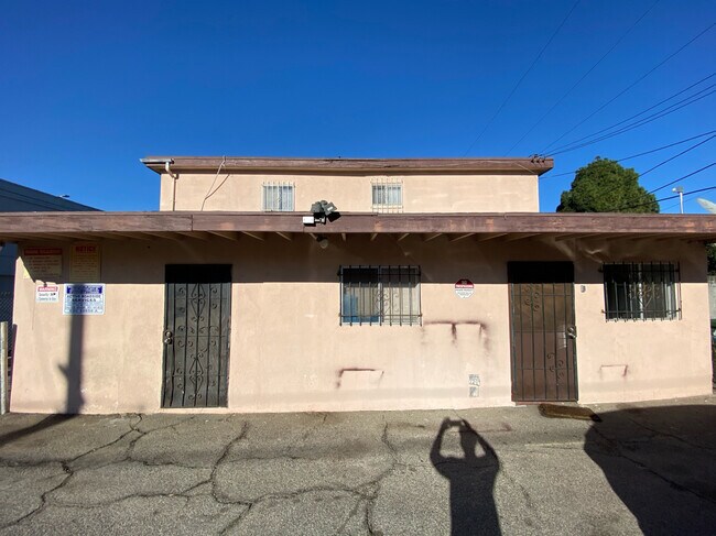 Back of Building - 4716 St Elmo Dr