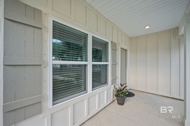 Foto del edificio - 24154 Veranda Cir