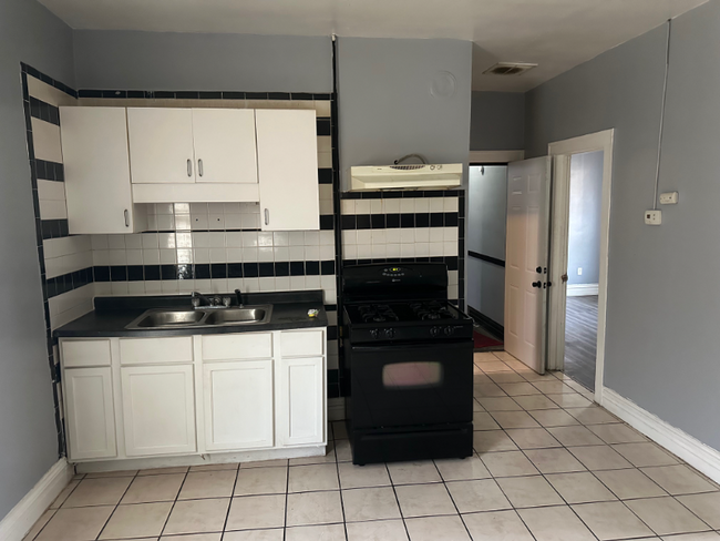 3825 Alder St Unit 2r, East Chicago, In 46312 - Room For Rent In East 