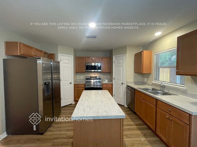 Building Photo - 13006 Waterbourne Dr