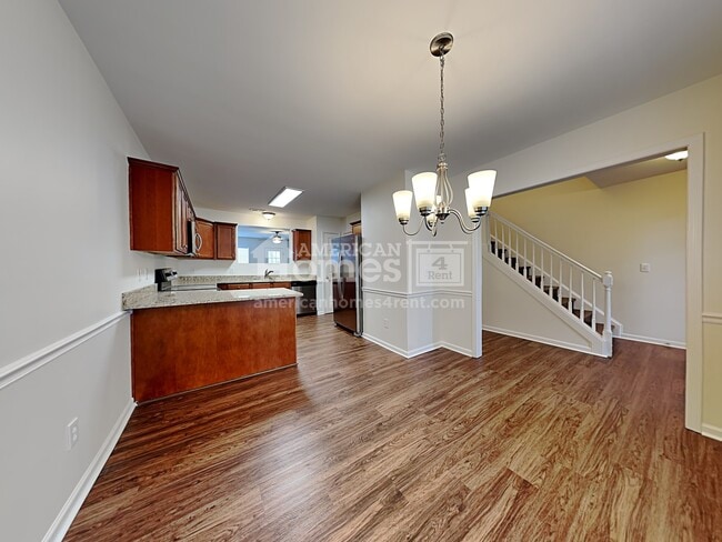 Building Photo - 5832 Sunny Ridge Trail