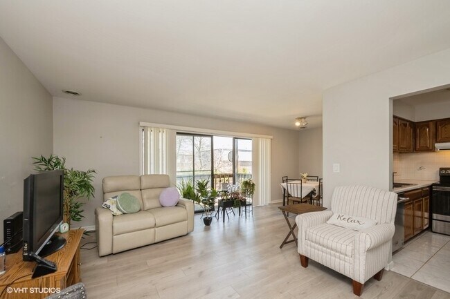 Foto del edificio - 260 E Court of Shorewood