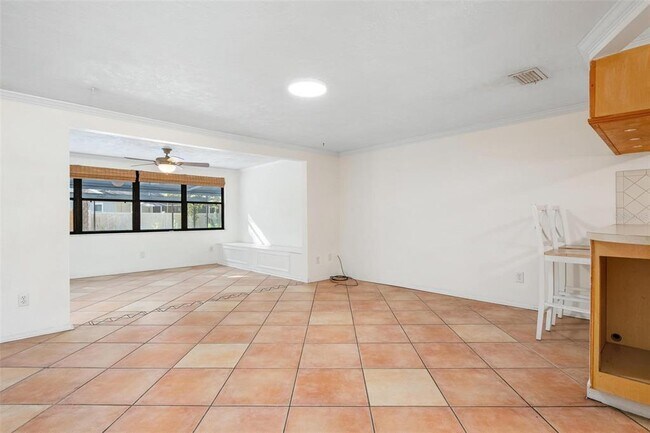 Building Photo - 4030 S Mark Dr