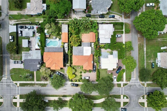 Foto del edificio - 550 Westward Dr